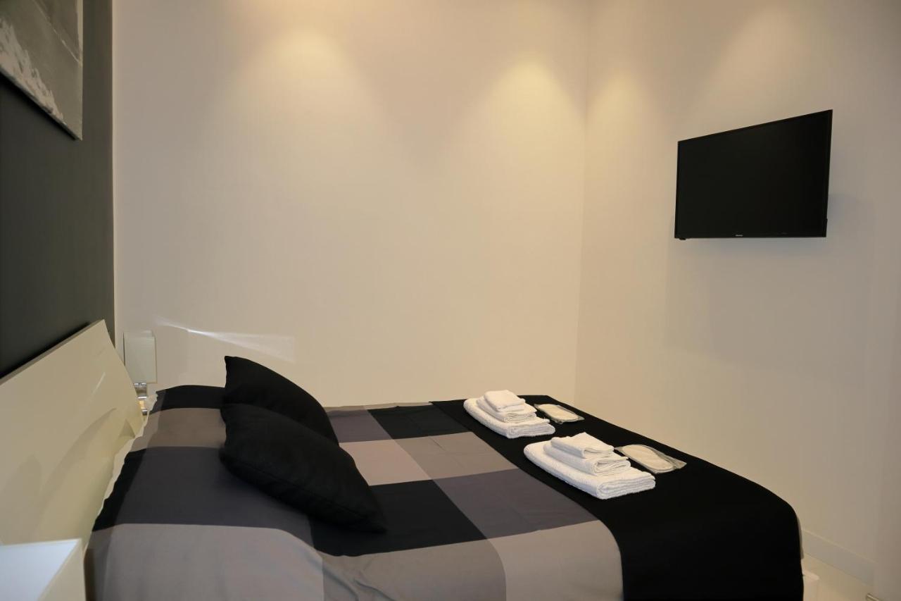 Rettifilo 201 Exclusive Rooms 나폴리 외부 사진