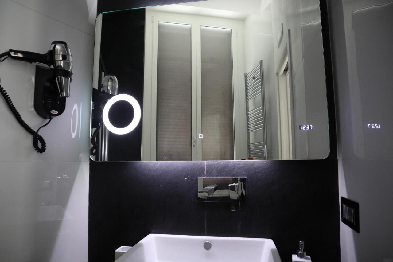 Rettifilo 201 Exclusive Rooms 나폴리 외부 사진
