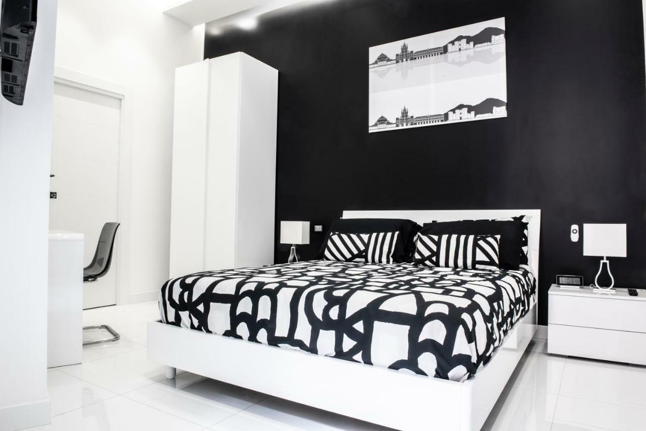 Rettifilo 201 Exclusive Rooms 나폴리 외부 사진